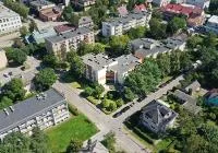 Administracinis pastatas su poilsio patalpomis, 1129,26 kv. m Kiemo aikštelė Žemės sklypas, 21,52 a. (0,22 ha.) Palangos m. sav. Palangos m. Žemaitės g. 6