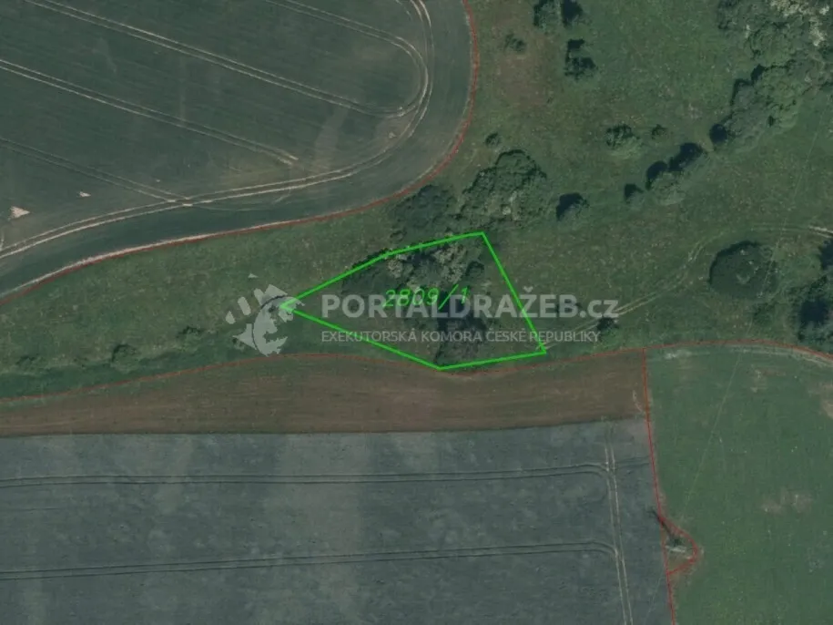 Pozemek o velikosti 2192m2, Tachov