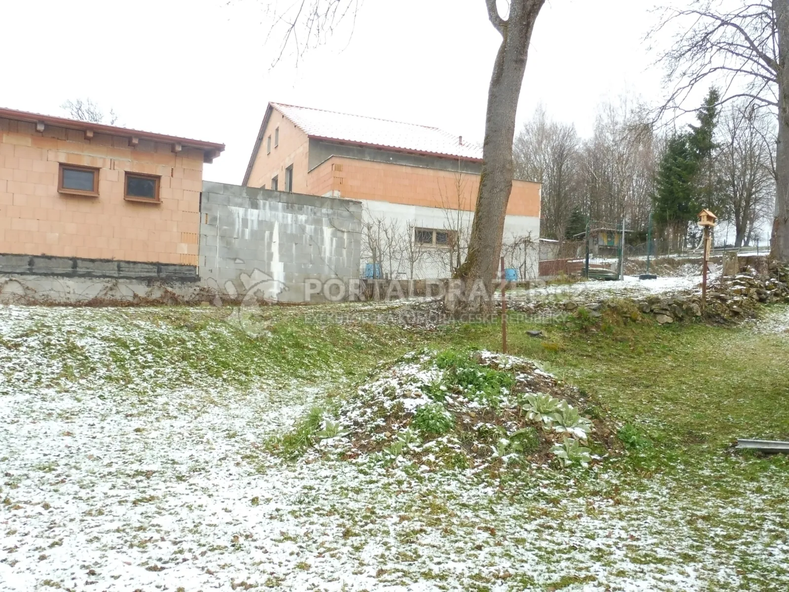 Rodinný dům se zahradou, obec Číměř