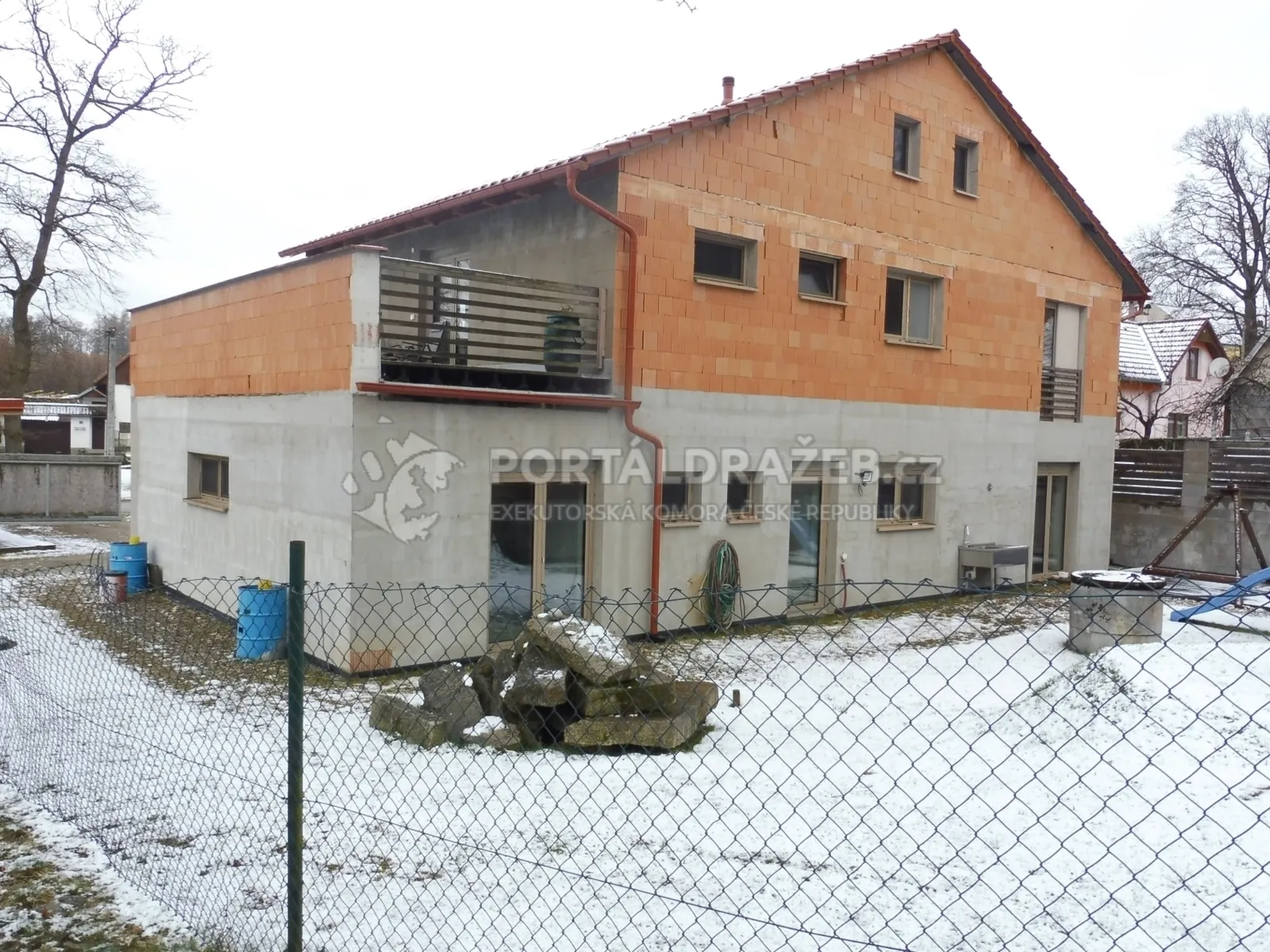 Rodinný dům se zahradou, obec Číměř