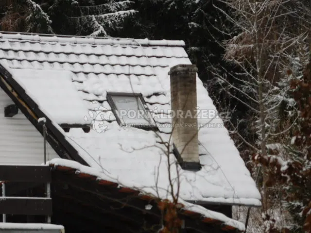 Rodinný dům s pozemky v obci Nejdek, Karlovy Vary