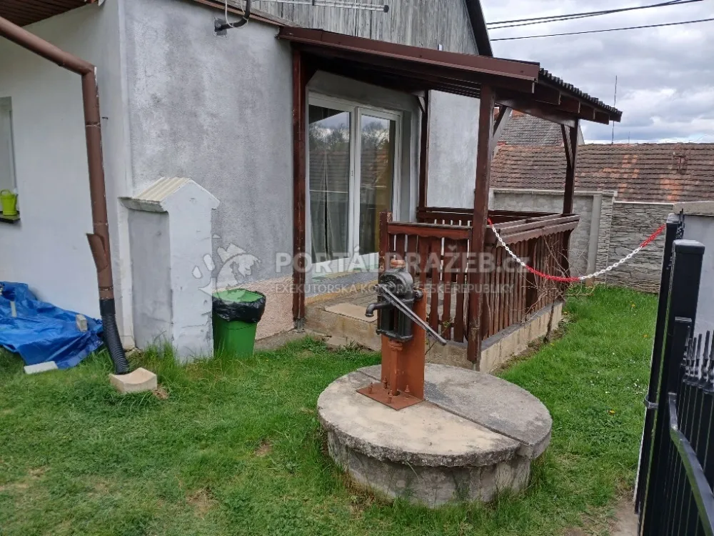 Rodinný dům v obci Ptenín - 2. kolo