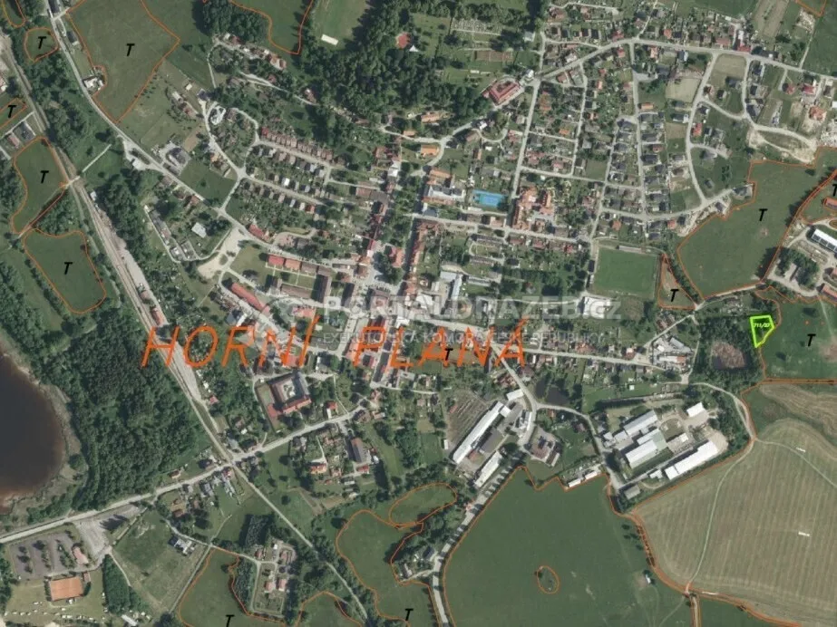 Pozemek o velikosti 1390m2, Horní Planá