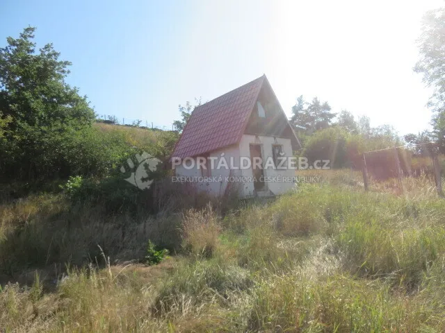 Chata o velikosti 919m2, Žatec