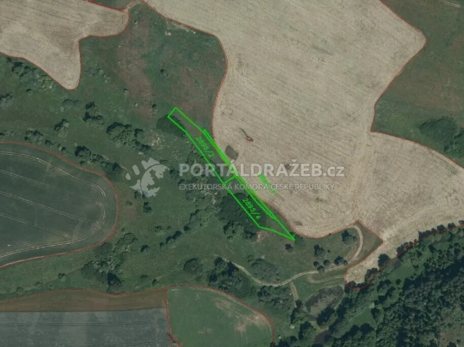Pozemek o velikosti 3504m2, Tachov