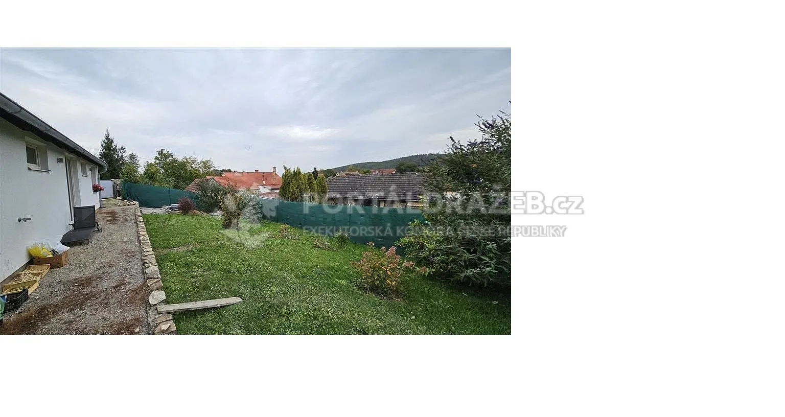 rodinný dům s pozemky, k.ú. Holubov
