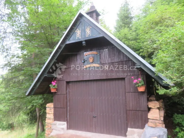 Dražba podílu ve výši ¼ – horská roubená chata, Strážné