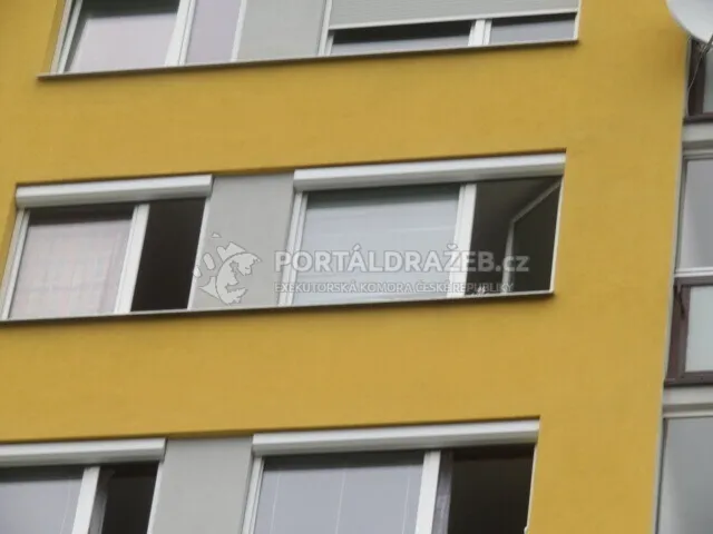 Byt v Praze - Bohnicích, na ul. Poznaňská, dispozice 2 + kk, podlahová plocha 43 m2