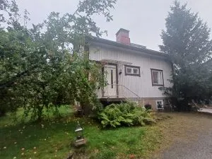 Ulosmitattu kiinteistö Raisiossa / Utmätt fastighet i Reso