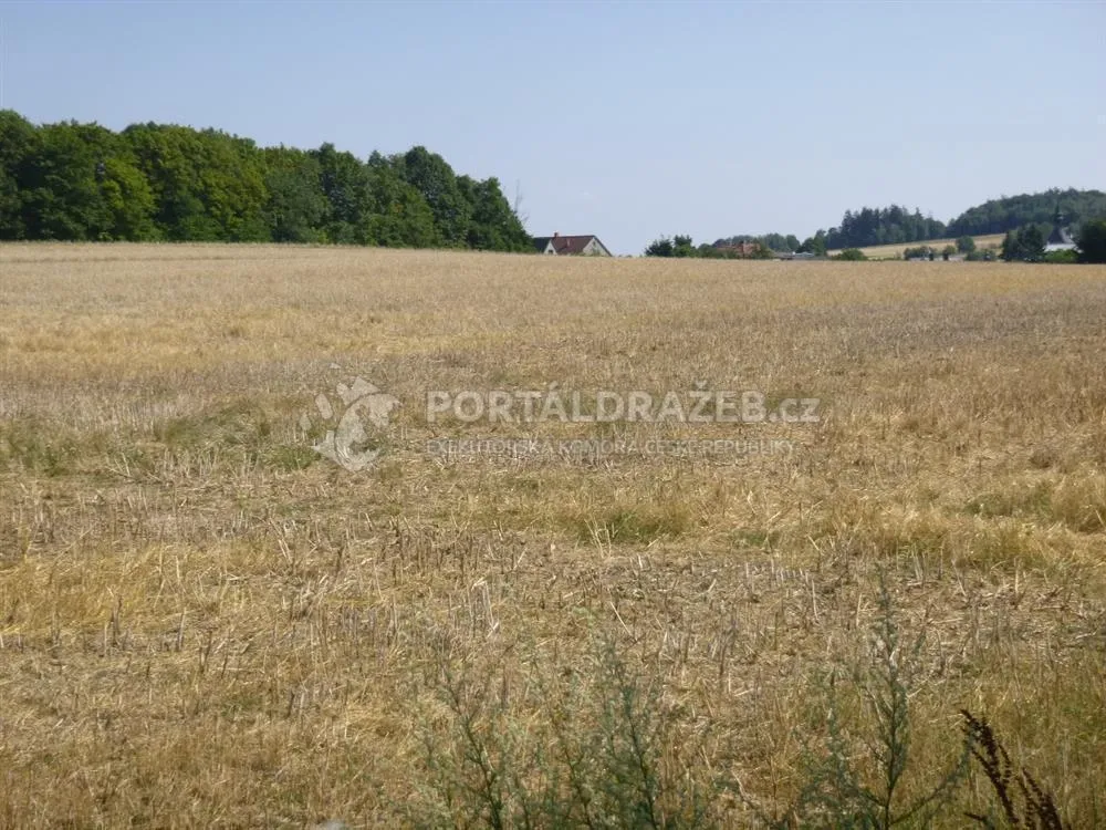 Podíl na pozemcích v k.ú. Brodek u Konice, okr. Prostějov a k.ú. Křenov, okr. Svitavy