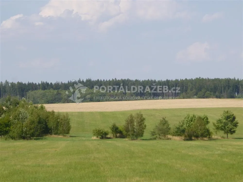Podíl na pozemcích v k.ú. Brodek u Konice, okr. Prostějov a k.ú. Křenov, okr. Svitavy
