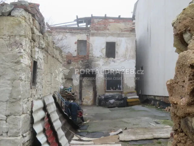 Rodinný dům o velikosti 161m2, Bezděkov, podíl 1/8, opakovaná dražba