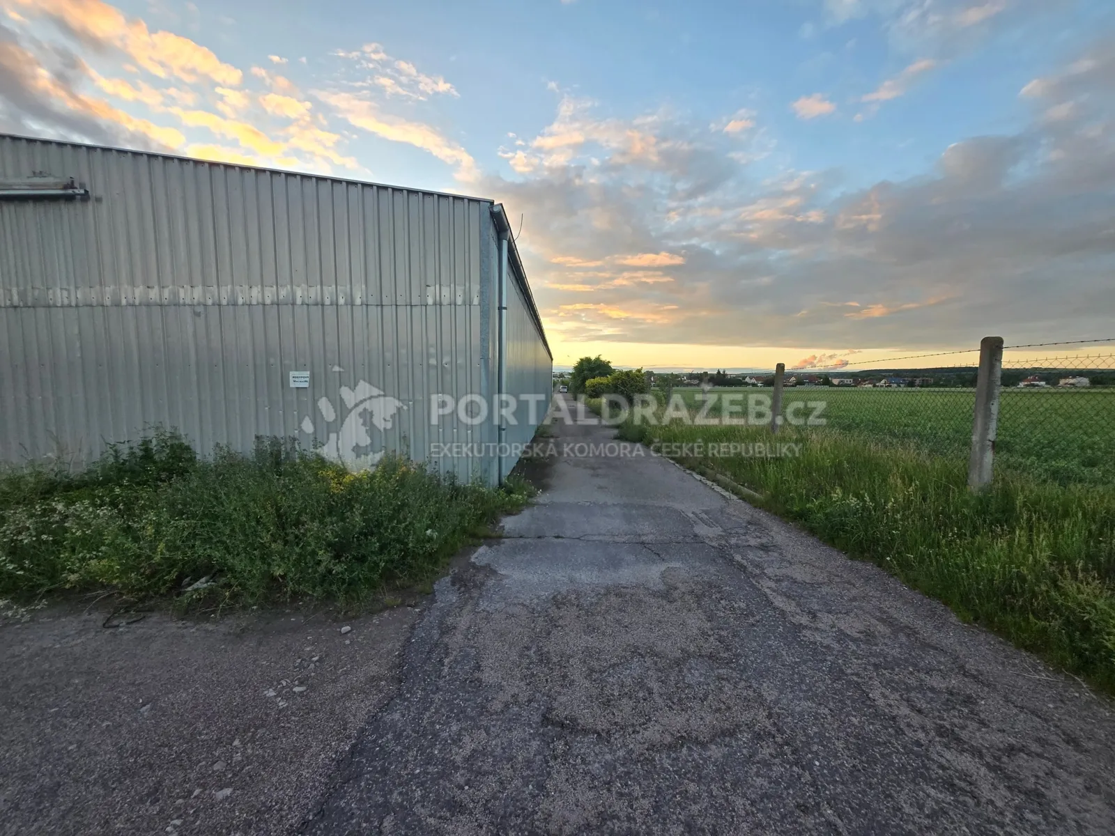 Průmyslový areál ve Znojmu - Oblekovicích