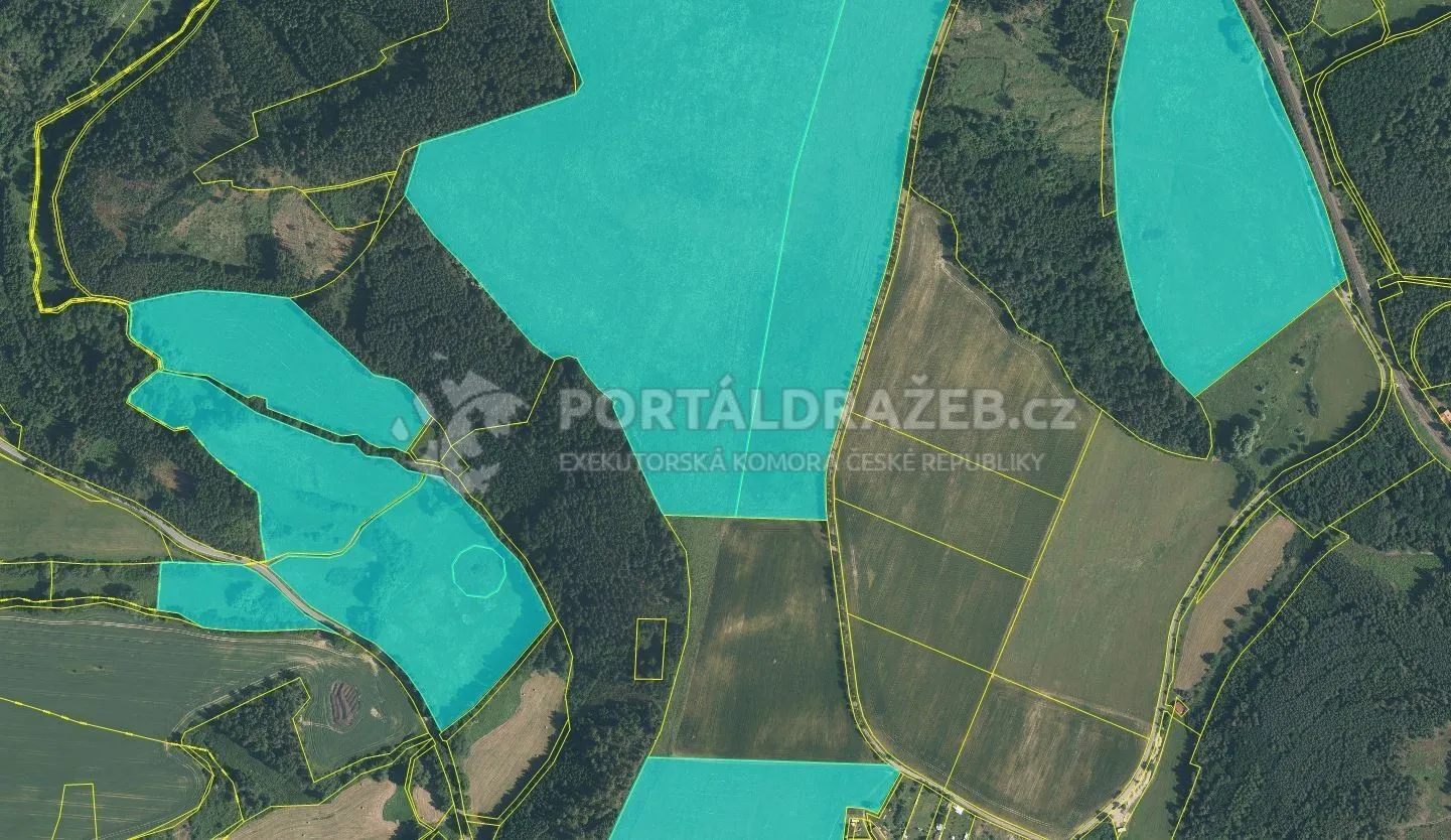 Pozemky 385 333 m2, obec Řebří