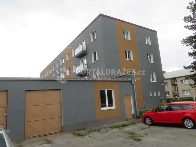 Bytová jednotka č. 408/2 v Horní Bříze, včetně spoluvlastnického podílu na pozemku