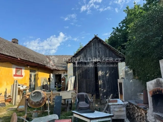 Rodinný dům č.p. 33, k.ú. Horní Slověnice, obec Lišov