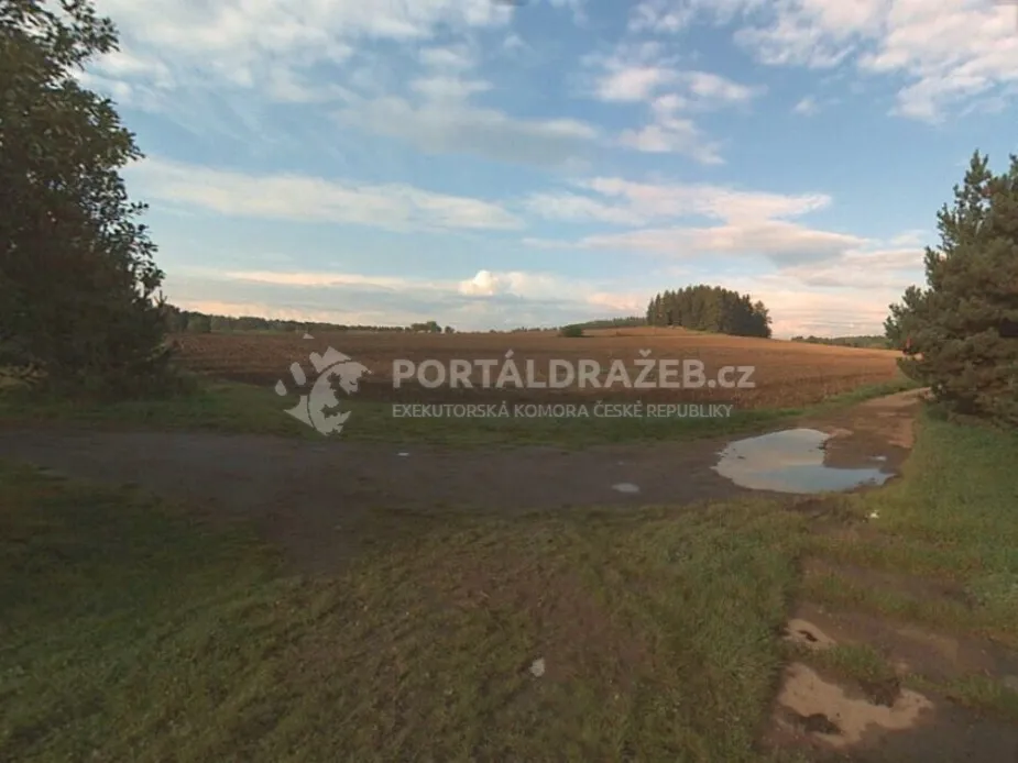 Pozemek o velikosti 134m2, Bratronice