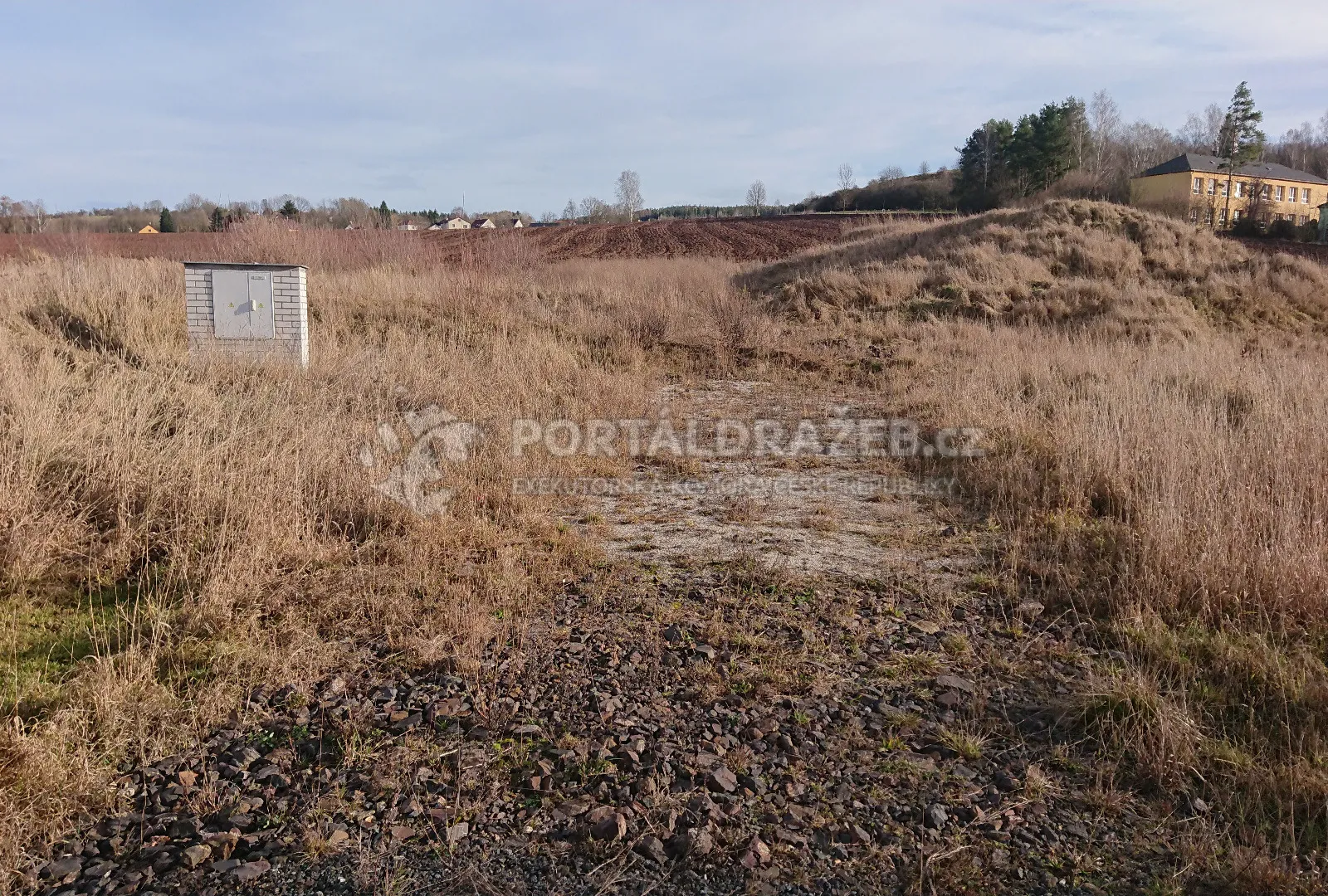 soubor pozemků určených k zastavění v obci Zaječov