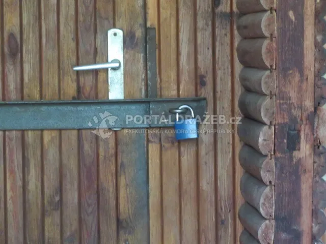 Dražba chaty č.e. 12, Bošov, okr. Chrudim
