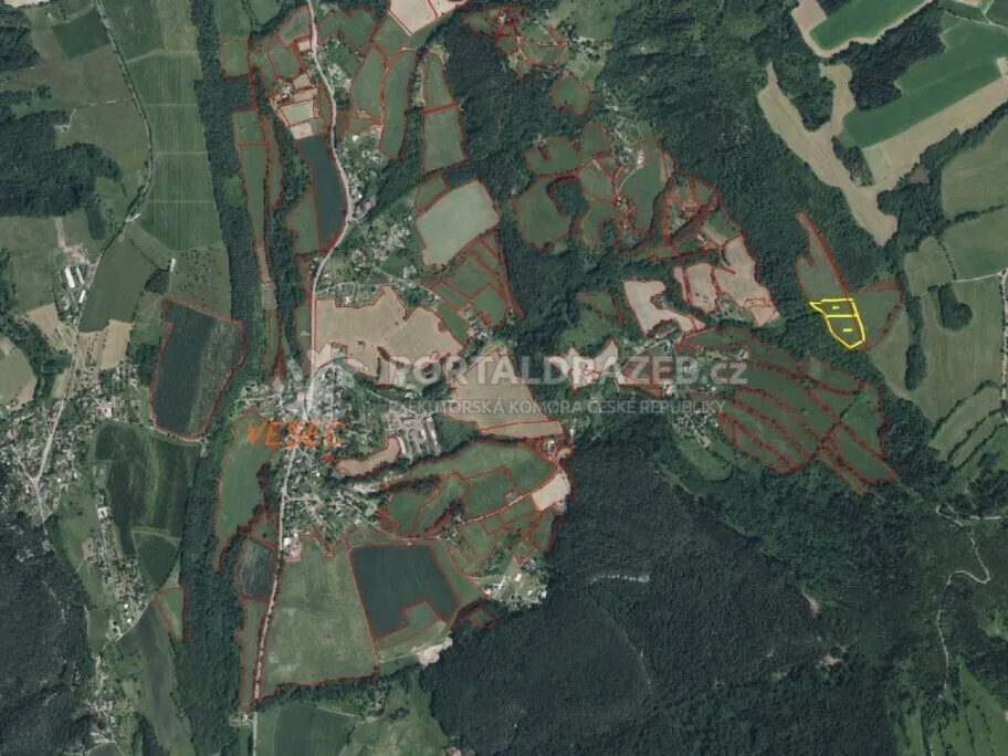 Pozemek o velikosti 14714m2, Vesec pod Kozákovem