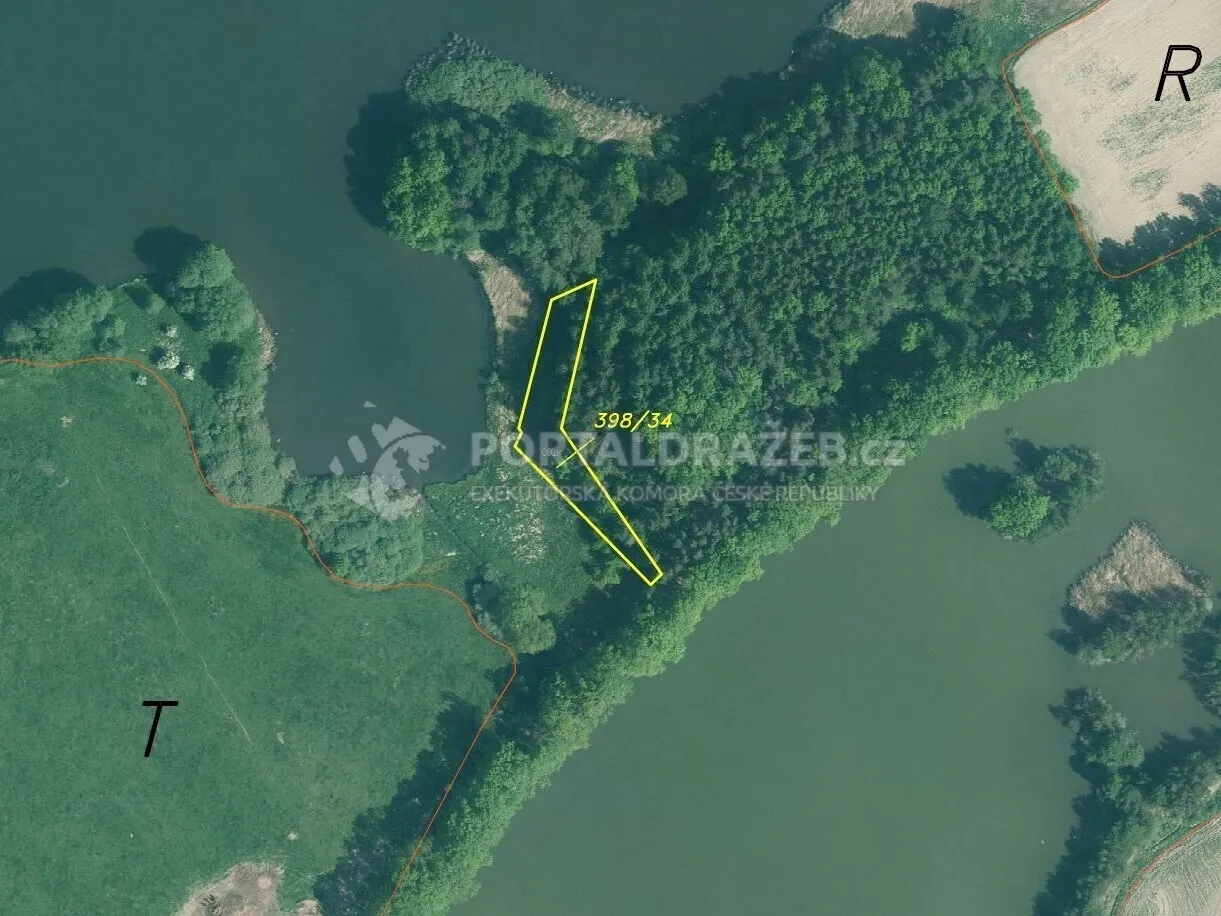 Pozemek o velikosti 1639m2, Mladějovice