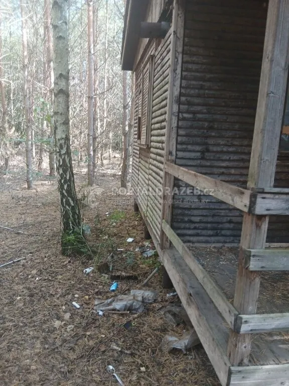 Opakovaná dražba rodinné rekreace v Chlumci nad Cidlinou