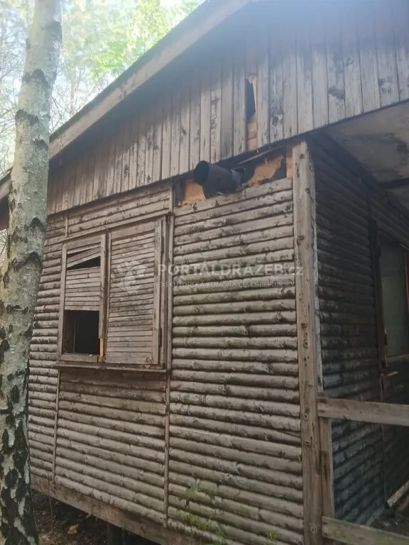 Opakovaná dražba rodinné rekreace v Chlumci nad Cidlinou