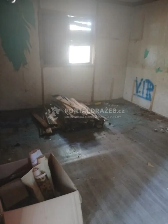 Opakovaná dražba rodinné rekreace v Chlumci nad Cidlinou