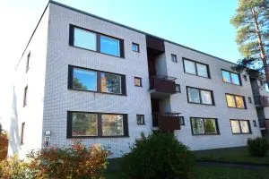 Ulosmitattu kerrostalokolmio (3h +k) Rovaniemellä