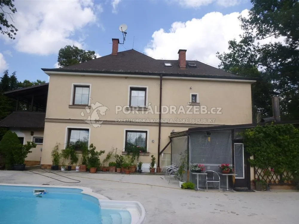 Dražba rodinného domu s pozemky v obci Ralsko