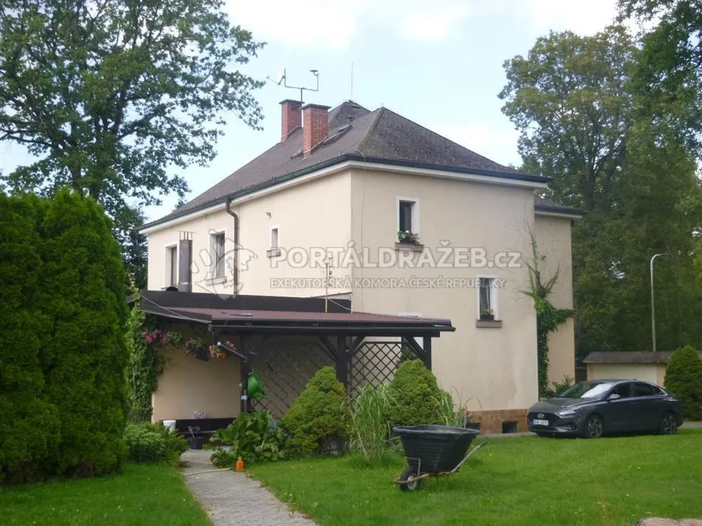 Dražba rodinného domu s pozemky v obci Ralsko