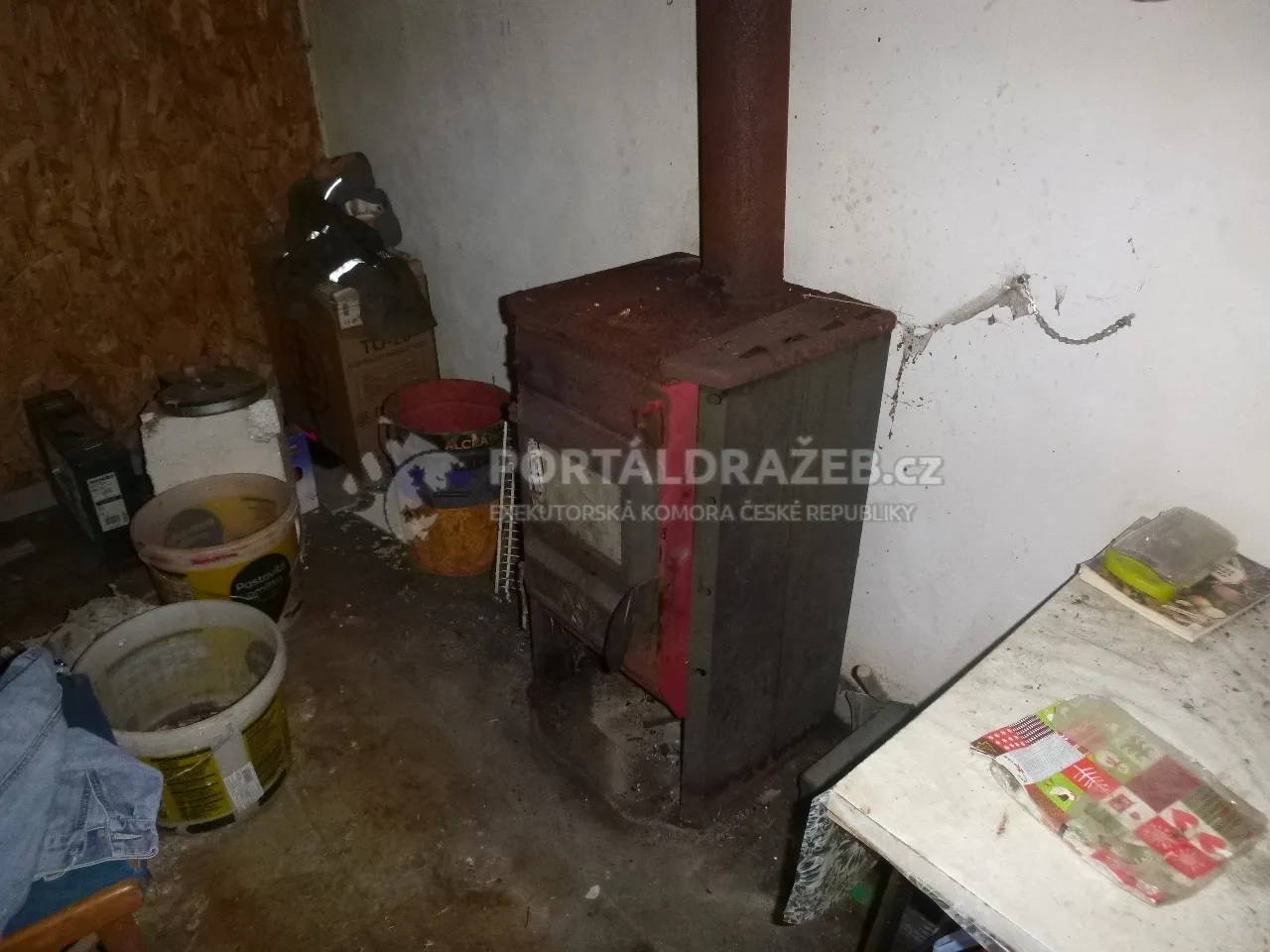 Rodinný dům a pozemek s neevidovaným objektem v obci Vsetín, okres Vsetín