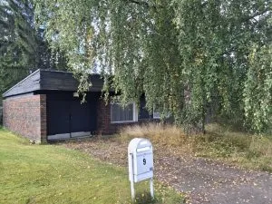 Ulosmitattu omakotitalokiinteistö (0,0850 ha) Hollolan Kumpulassa