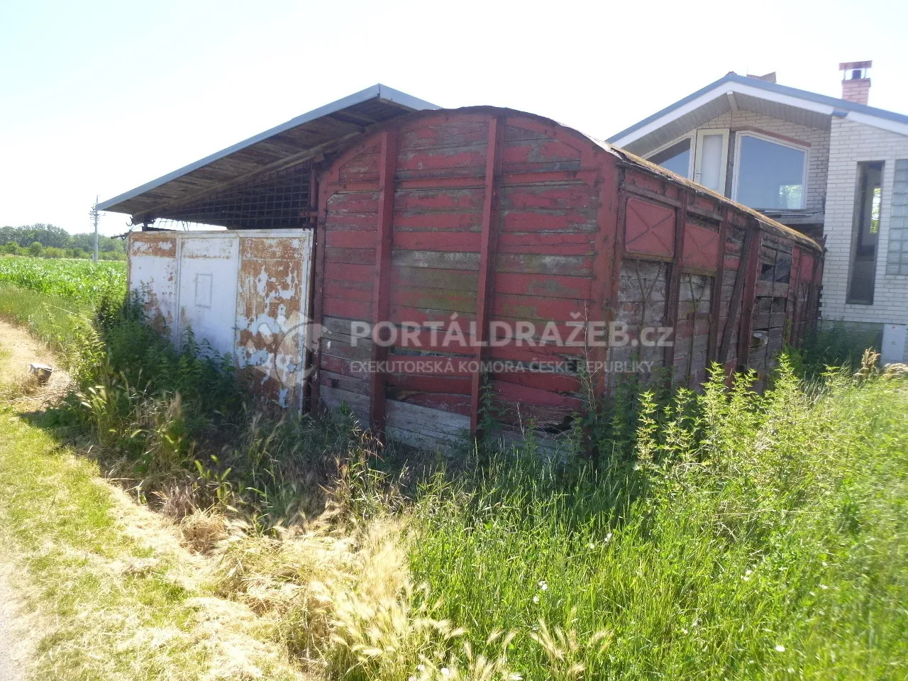 Podíl na pozemcích v k.ú. Hroznová Lhota