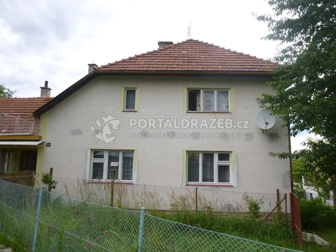 Podíl na rodinném domě a pozemcích v obci Študlov, okr. Zlín