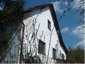 Spoluvlastnický podíl ve výši 1/8 na rodinném domu, okres Jičín