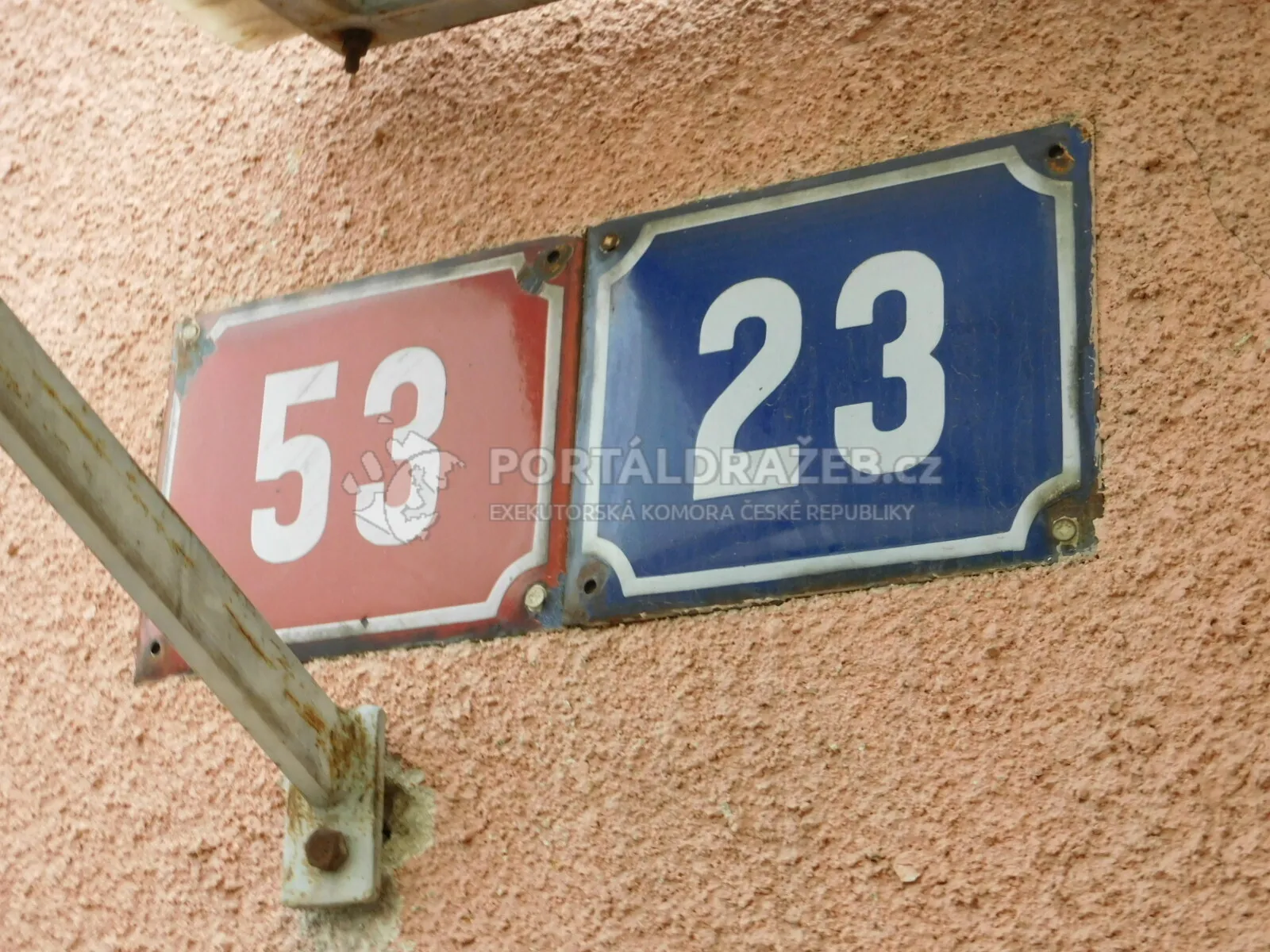 id. podíl 1/2, rod. dům, Bílina, Pražská 53/23