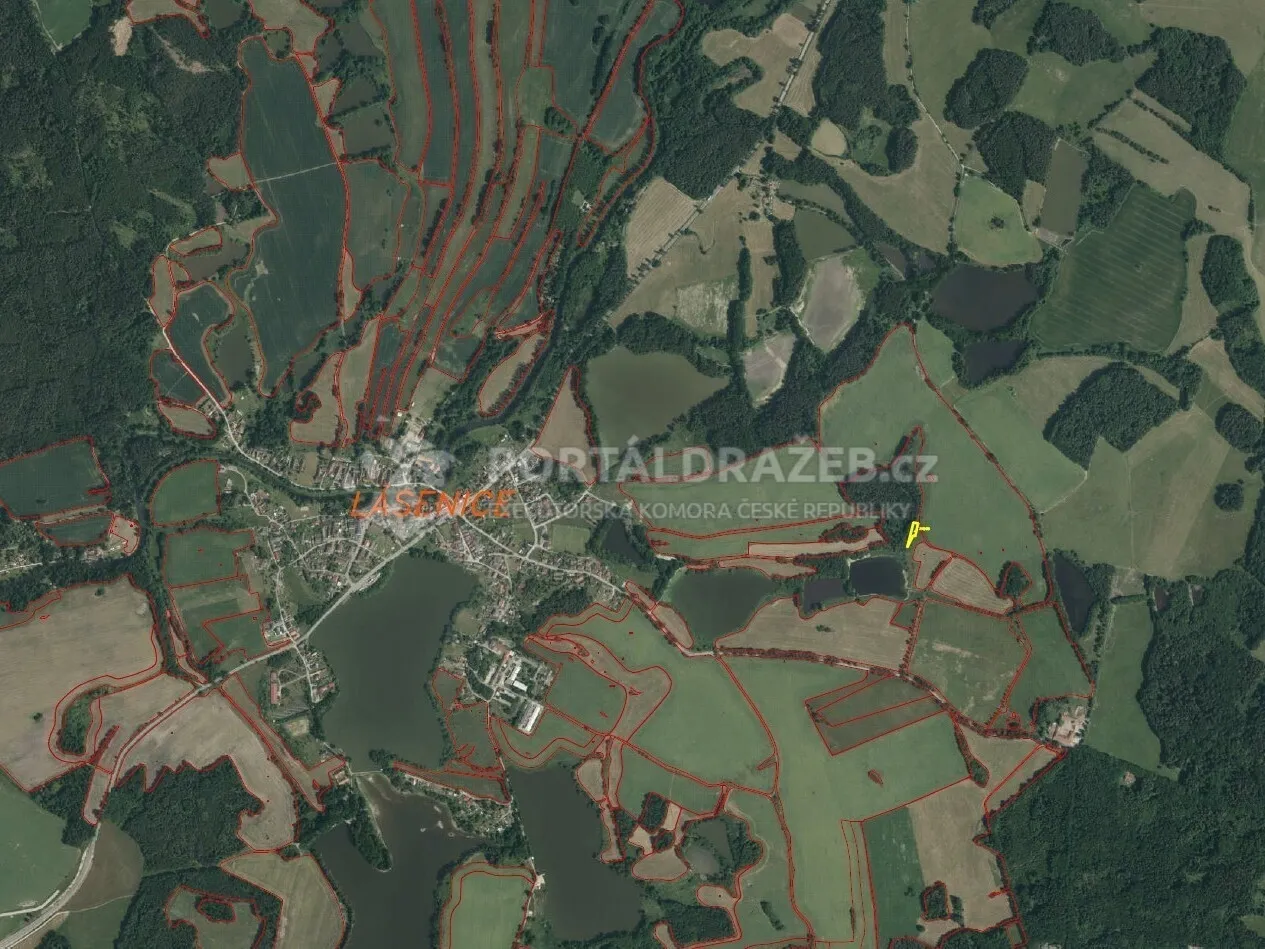 Pozemek o velikosti 718m2, Lásenice