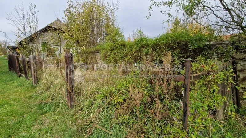 Rodinný dům 1+1 s pozemkem 131 m², Batelov, okr. Jihlava