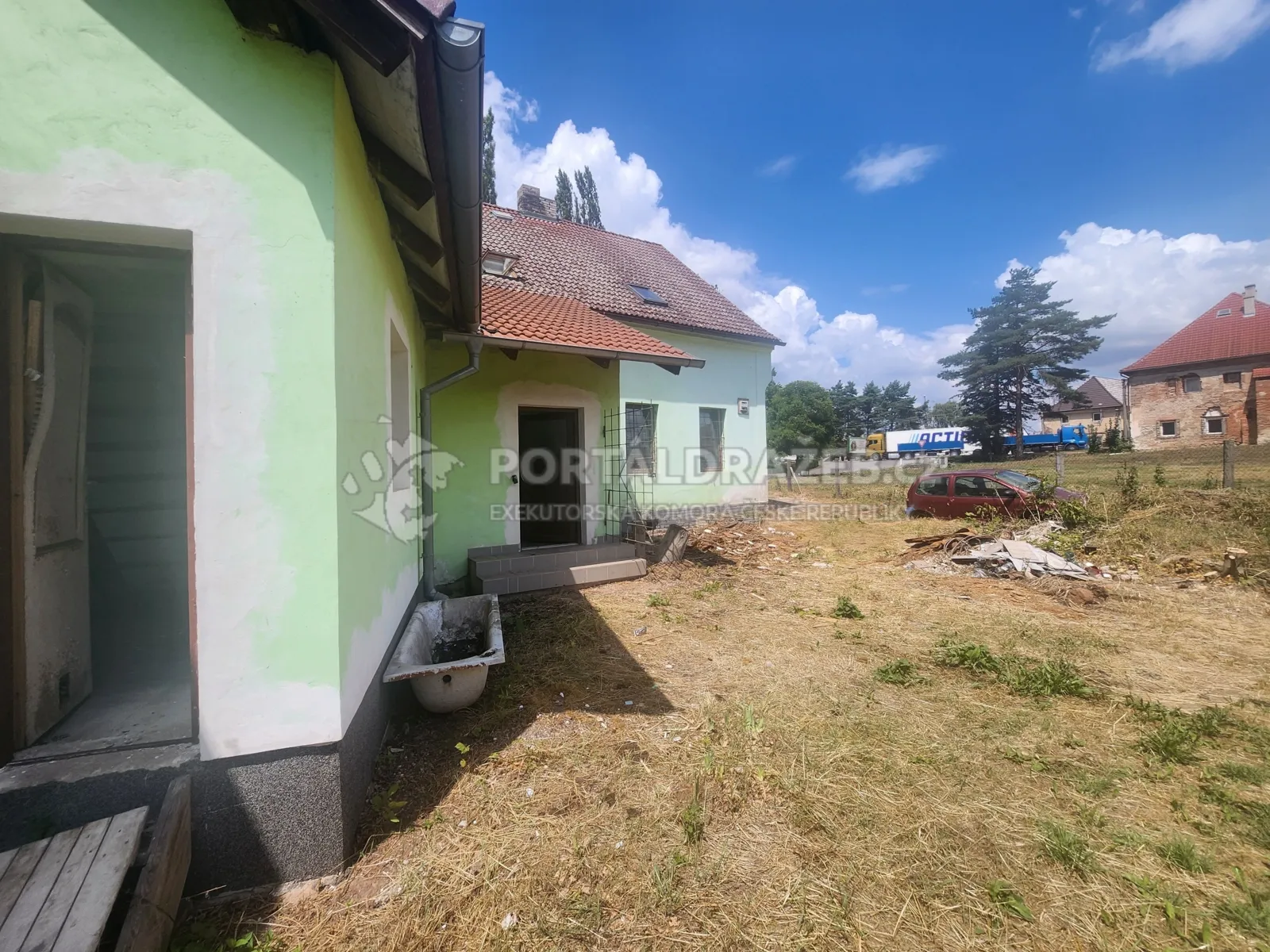 Rodinný dům s pozemkem v obci Hořesedly, Rakovník
