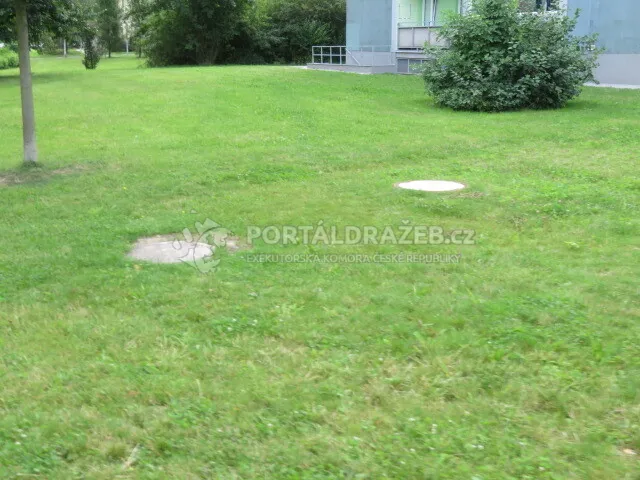 Byt 4 + 1 v Třinci, Lidická 529, užitná plocha 78 m2 (+ lodžie 14 m2 a sklepní kóje 2,9 m2), s podílem na nebytovém prostoru