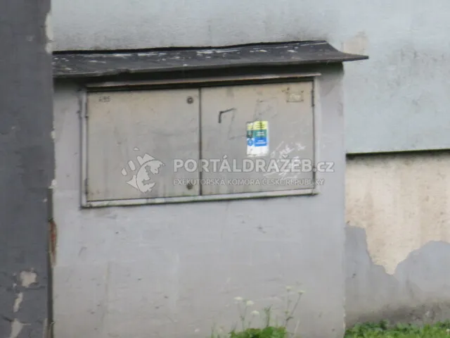 Byt 4 + 1 v Třinci, Lidická 529, užitná plocha 78 m2 (+ lodžie 14 m2 a sklepní kóje 2,9 m2), s podílem na nebytovém prostoru