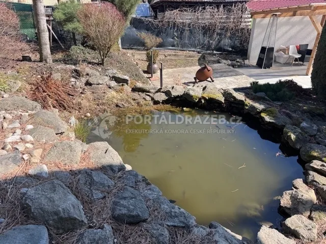 Rodinný dům o velikosti 639m2, Strakonice