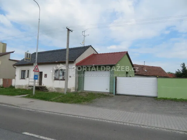 id. podíl 1/3, rod. dům, Hranice, Hranická č.p. 97