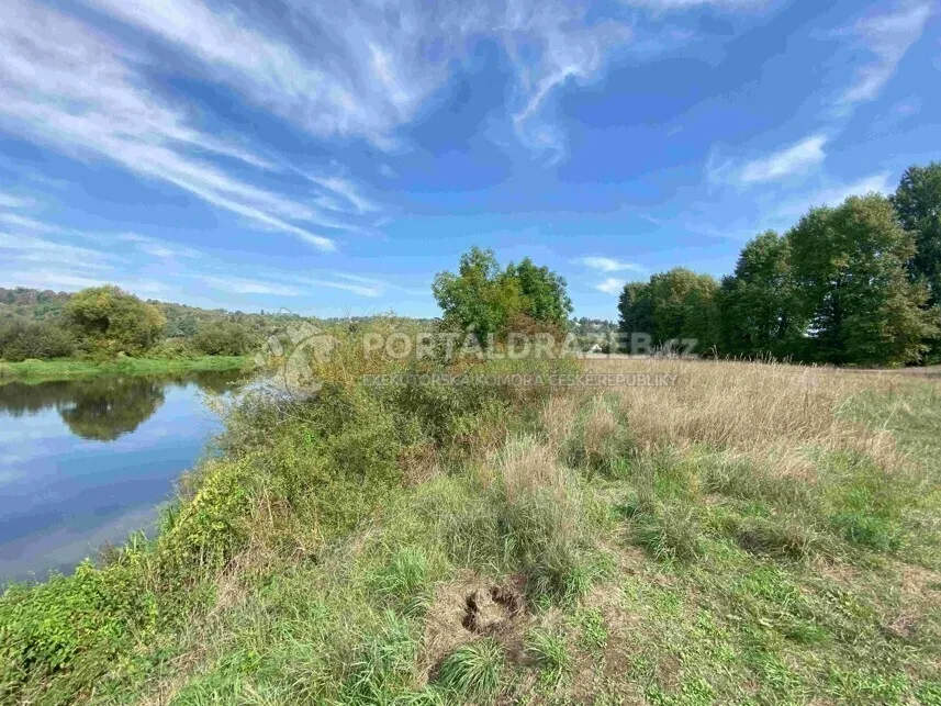 Pozemek o velikosti 601m2, Všenory