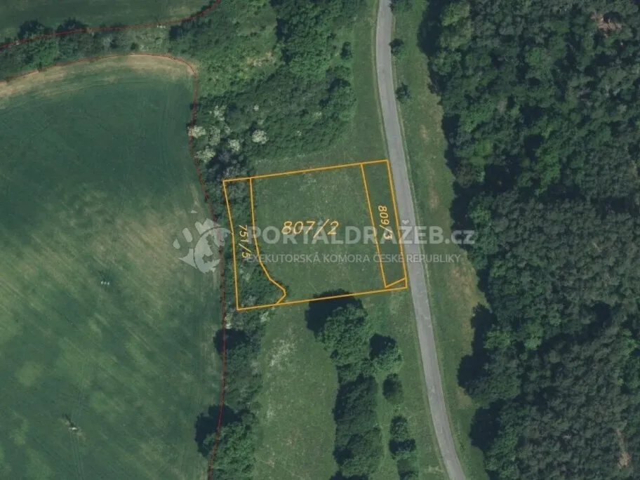 Pozemek o velikosti 3880m2, Sukorady