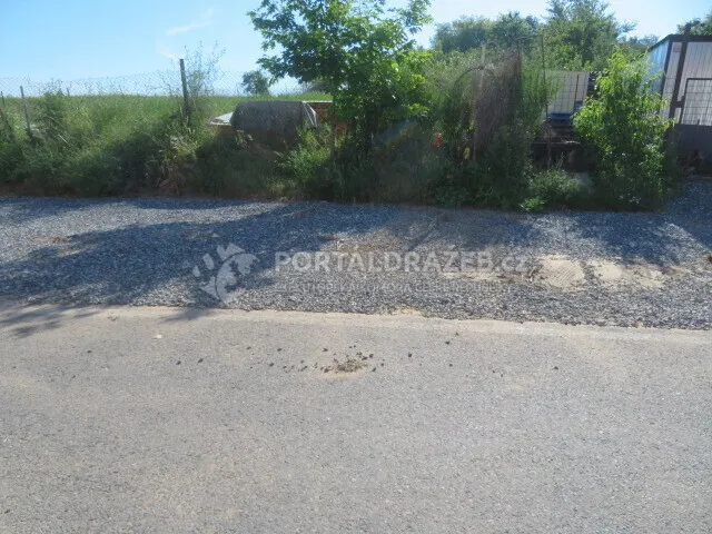 Pozemek o velikosti 2415m2, Kolín, podíl 1/4