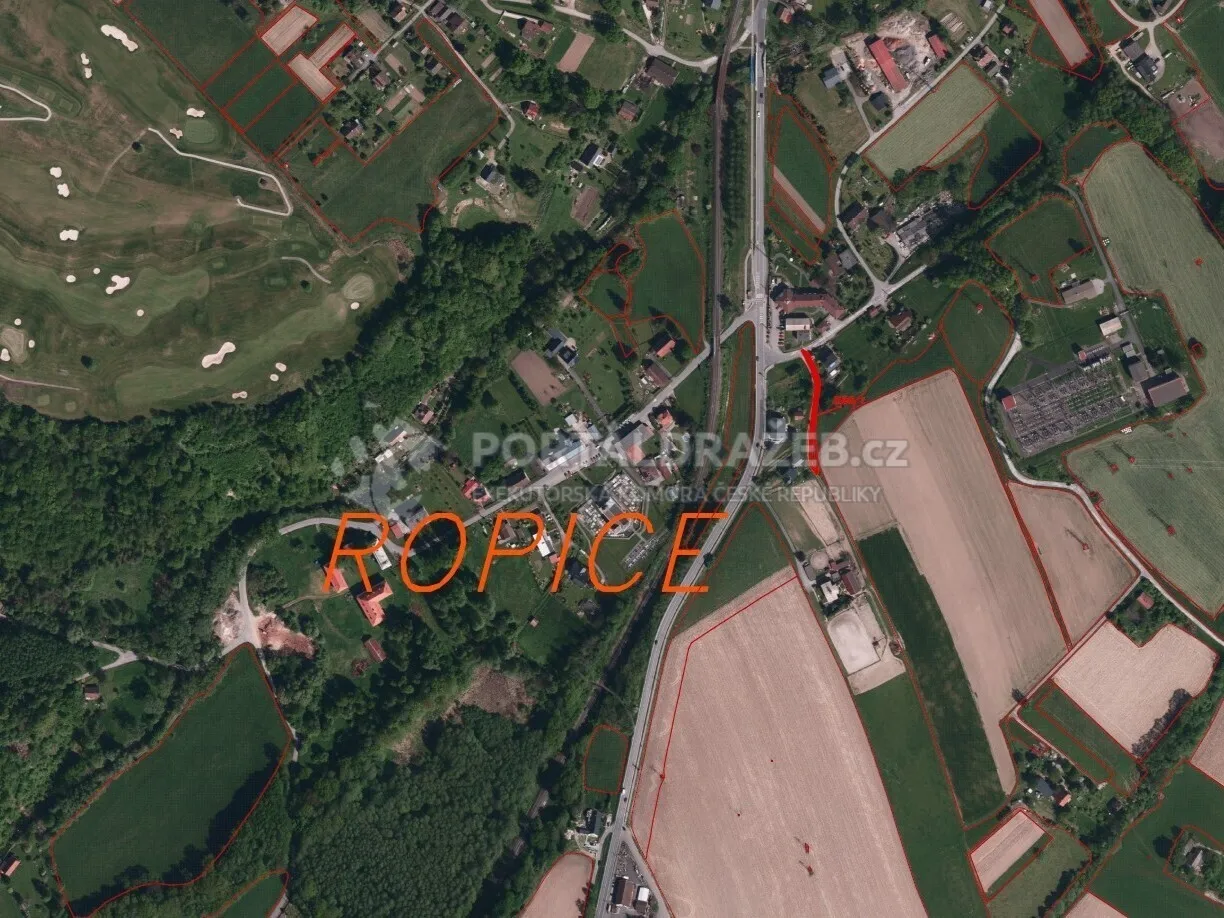 Pozemek o velikosti 375m2, Ropice