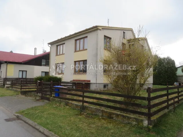 3/4 rodinného domu v obci České Velenice, okr. Jindřichův Hradec