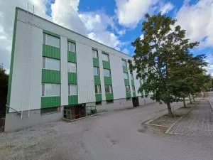 Ulosmitattu kerrostalokaksio Uudessakaupungissa